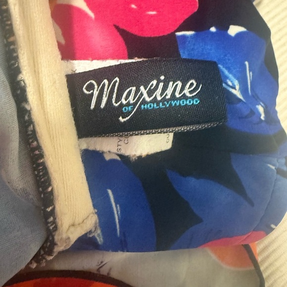 Maxine of Hollywood One-Piece Swimsuit – Tropical Floral Print, Size 16 - Picture 5 of 8